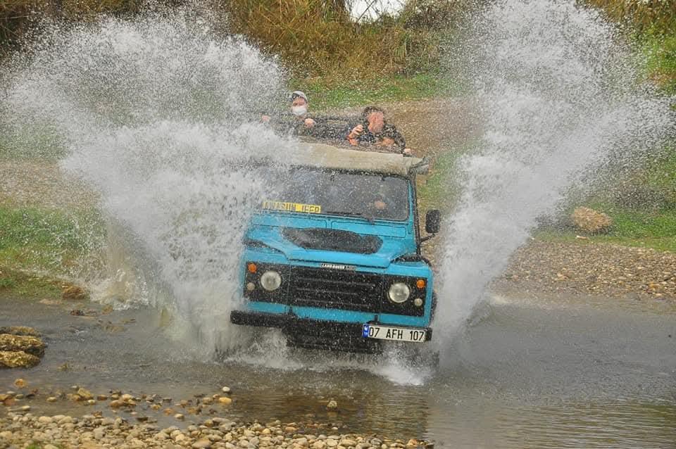 Jeep Safari